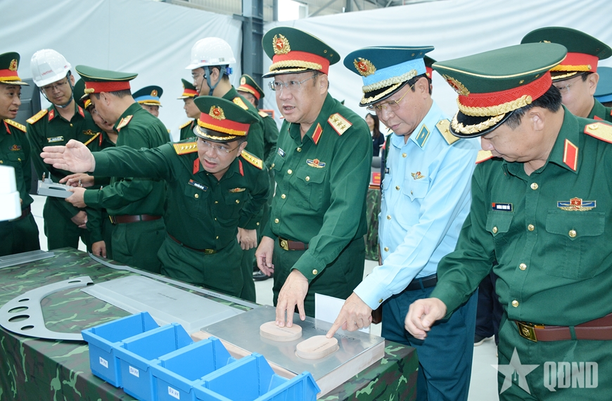 Thượng tướng Phạm Hoài Nam: Đẩy nhanh tiến độ xây dựng Khu sản xuất, thử nghiệm hàng không Viettel

