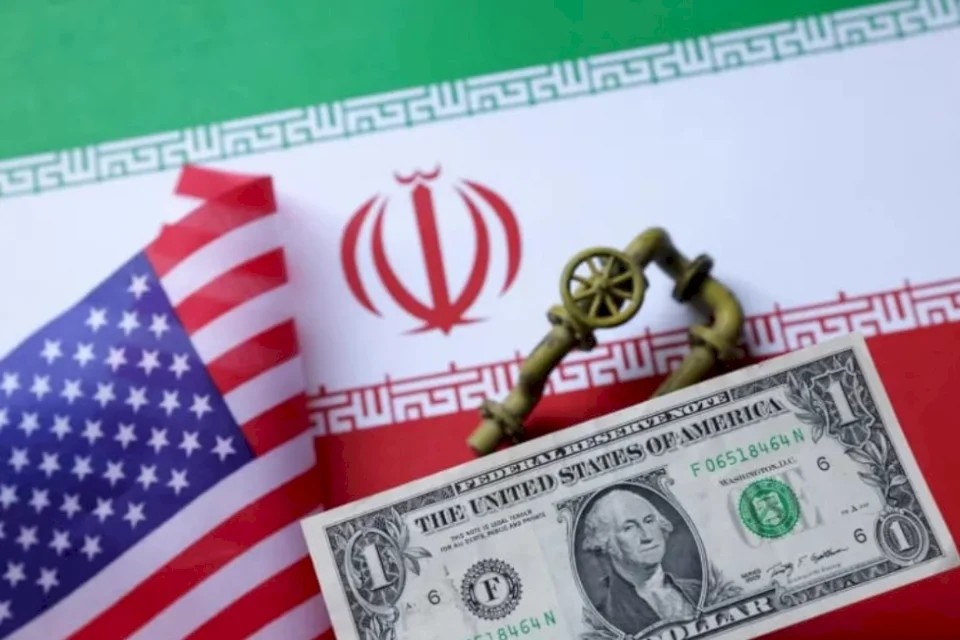 Tỷ giá USD hôm nay (23-10): Đồng USD giằng co giữa các lực tác động trái chiều