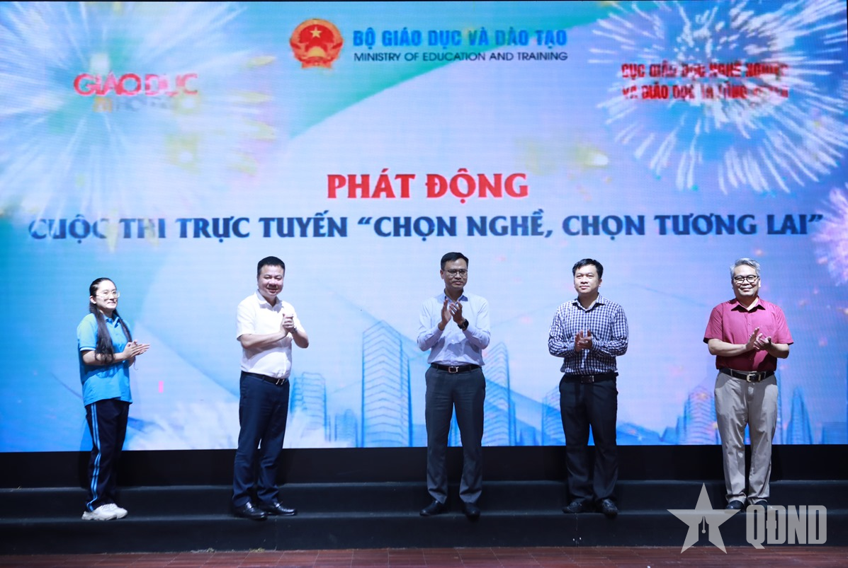 Phát động thi trực tuyến 