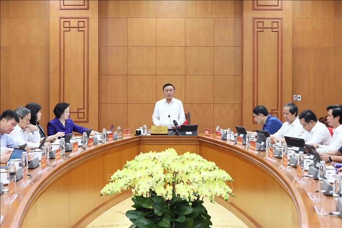Thường trực Ban Bí thư Trần Cẩm Tú chủ trì sơ kết một năm thực hiện Nghị quyết số 72-NQ/TW