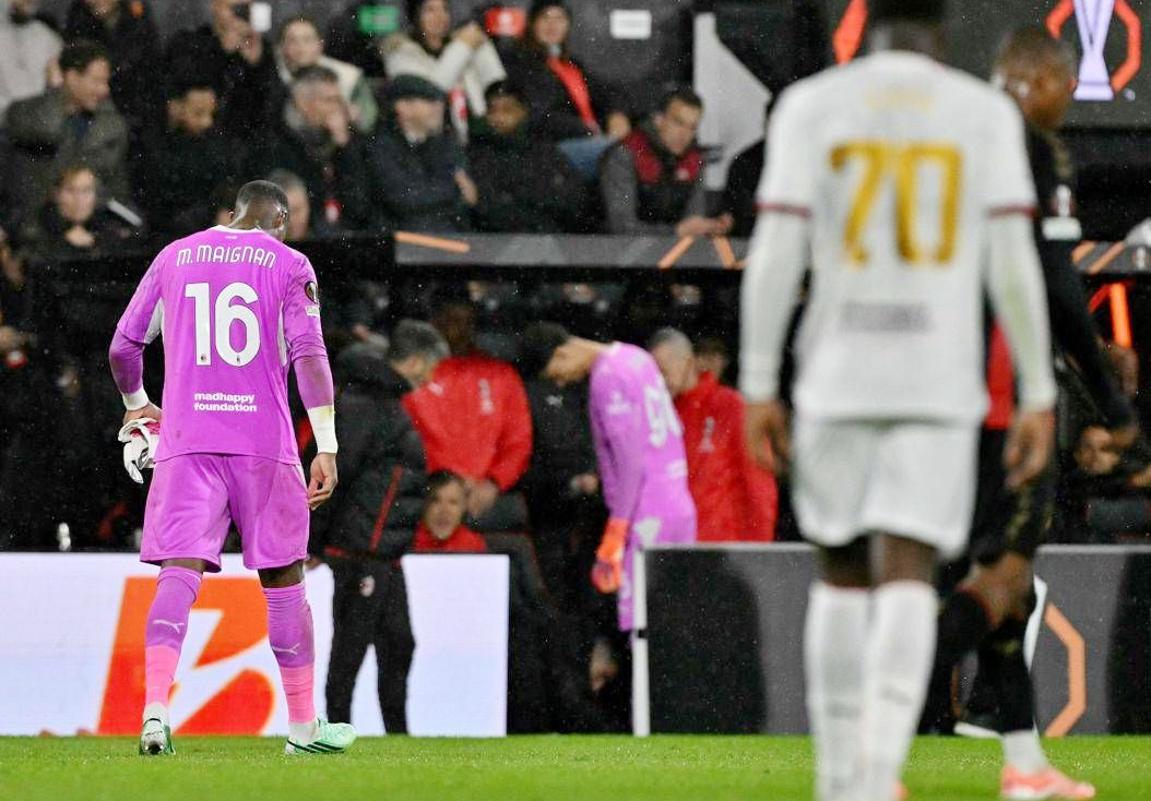 Tin thể thao (23-10): Chịu 2 quả phạt đền và 1 thẻ đỏ, AC Milan thất thủ tại Europa League