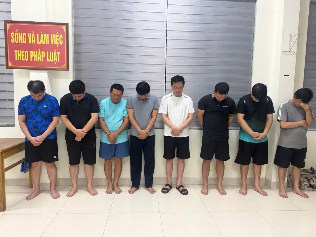 Triệt phá đường dây sản xuất, mua bán văn bằng giả có 2 giảng viên đại học tham gia