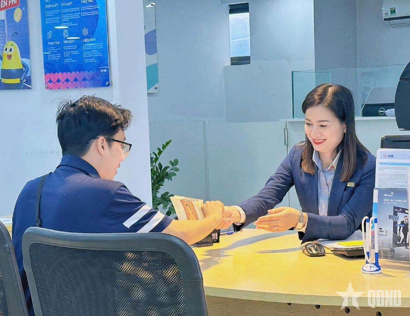 Giảm chi phí vay vốn cho doanh nghiệp