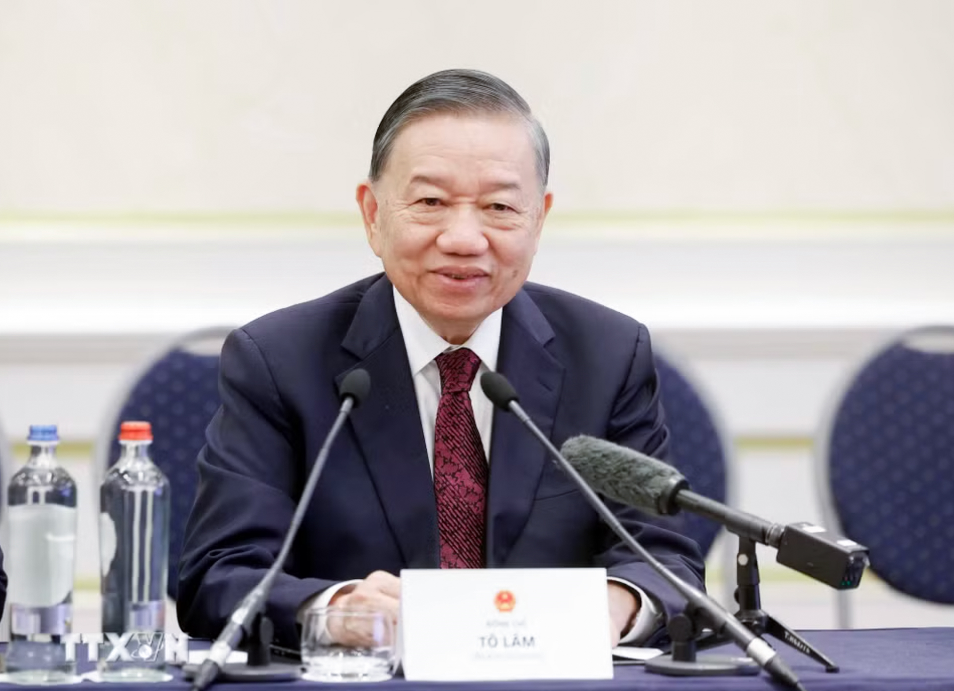 Tổng Bí thư, Chủ tịch nước Tô Lâm gặp gỡ đại diện chuyên gia, trí thức người Việt tại Bỉ và Luxembourg

