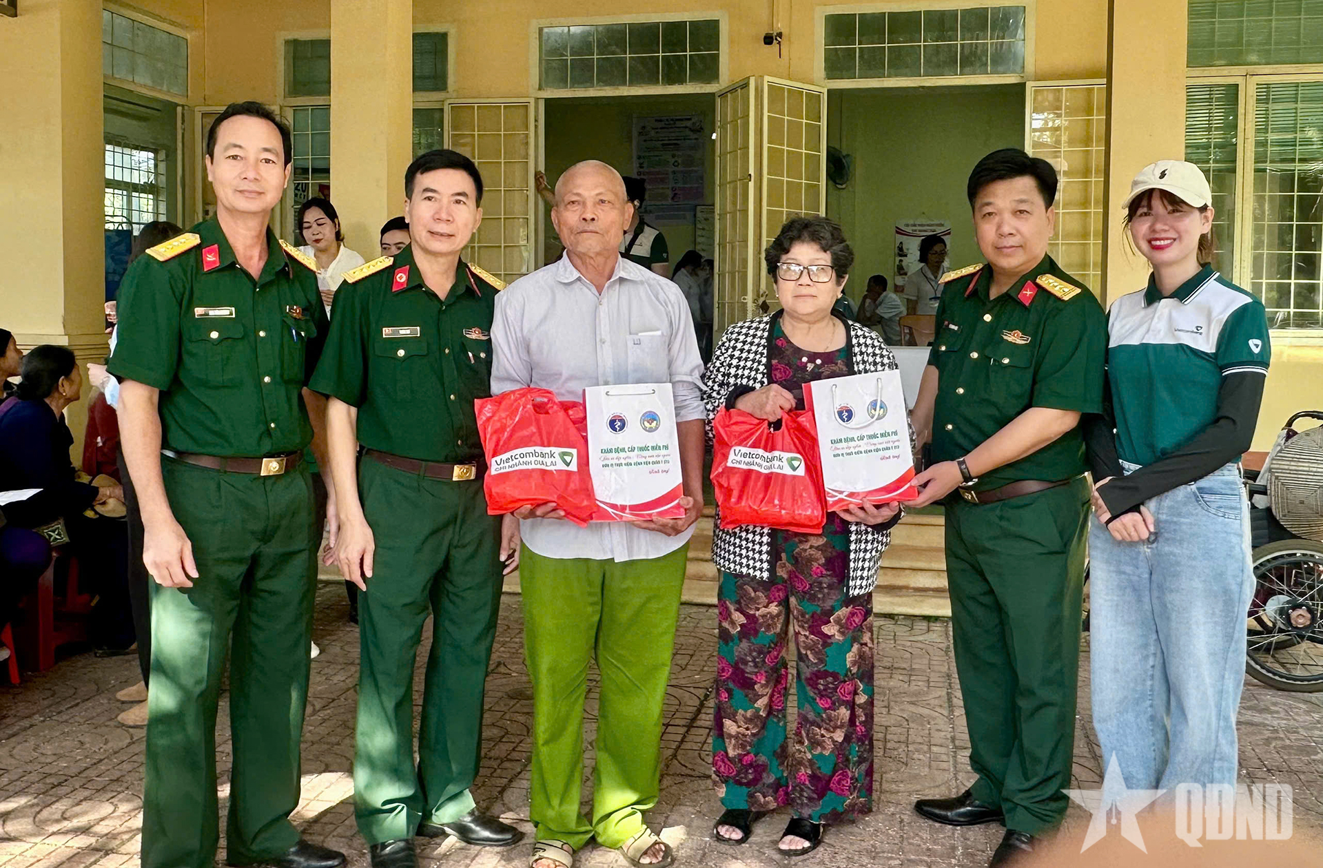 Bệnh viện Quân y 211 thực hiện hiệu quả chương trình kết hợp quân dân y