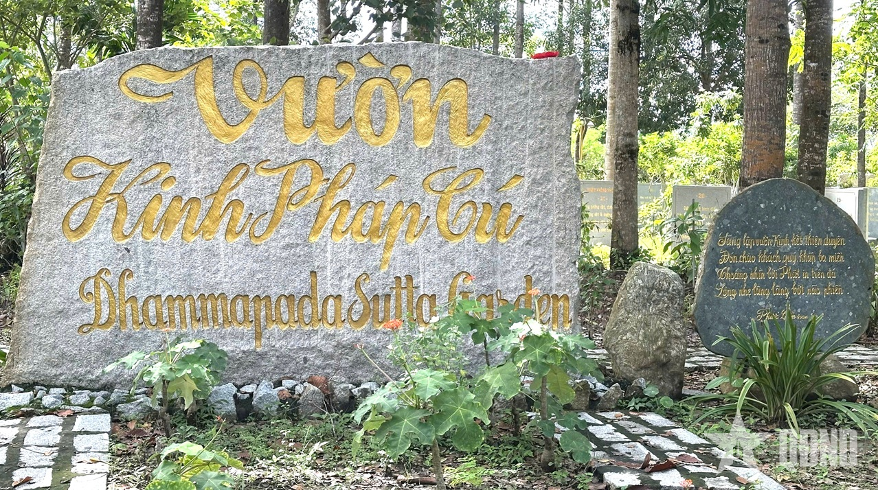 Về thăm ngôi chùa độc đáo ở Vĩnh Long