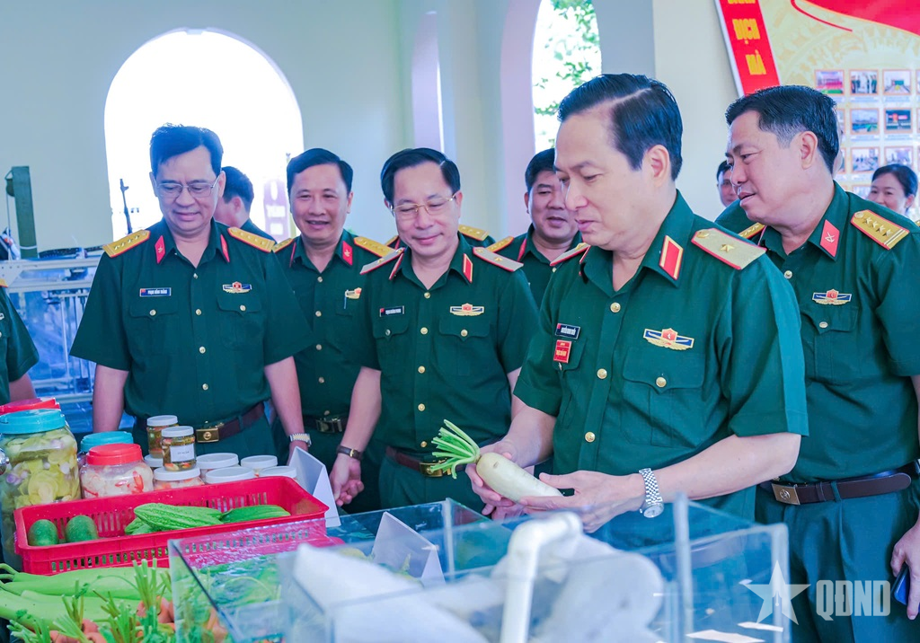 Lữ đoàn Vận tải 659 (Quân khu 9): Thực hiện có hiệu quả các nhiệm vụ công tác hậu cần, kỹ thuật