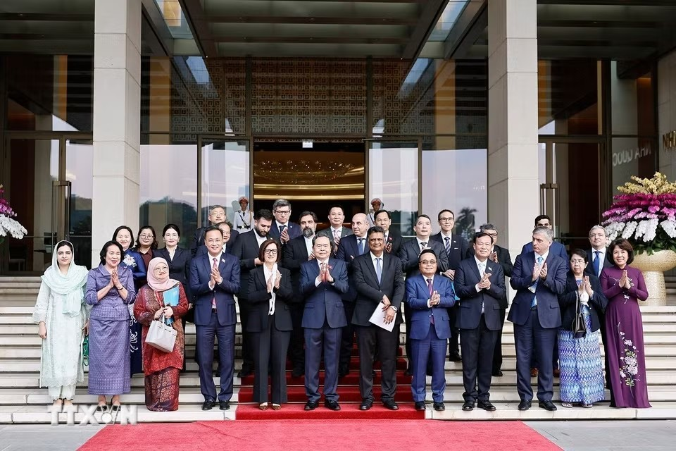 Chủ tịch Quốc hội Trần Thanh Mẫn tiếp đoàn lãnh đạo các tổ chức kiểm toán quốc tế