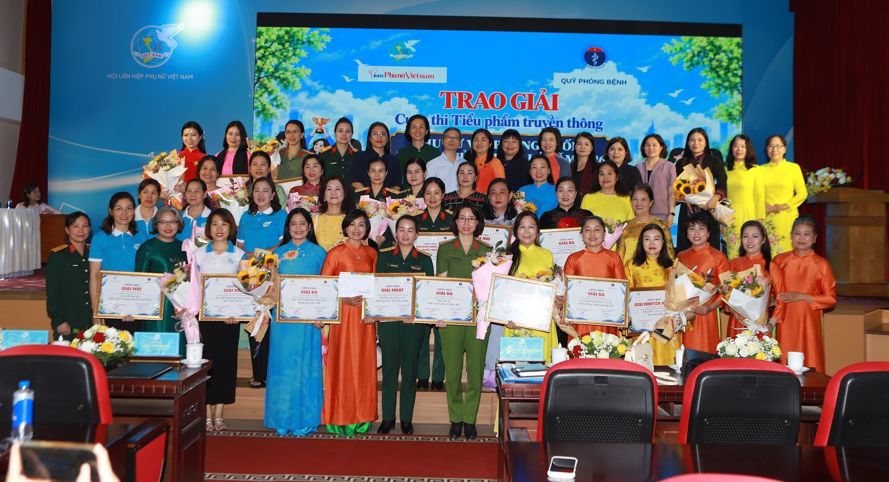 Lan tỏa thông điệp về mái ấm và cộng đồng không khói thuốc lá