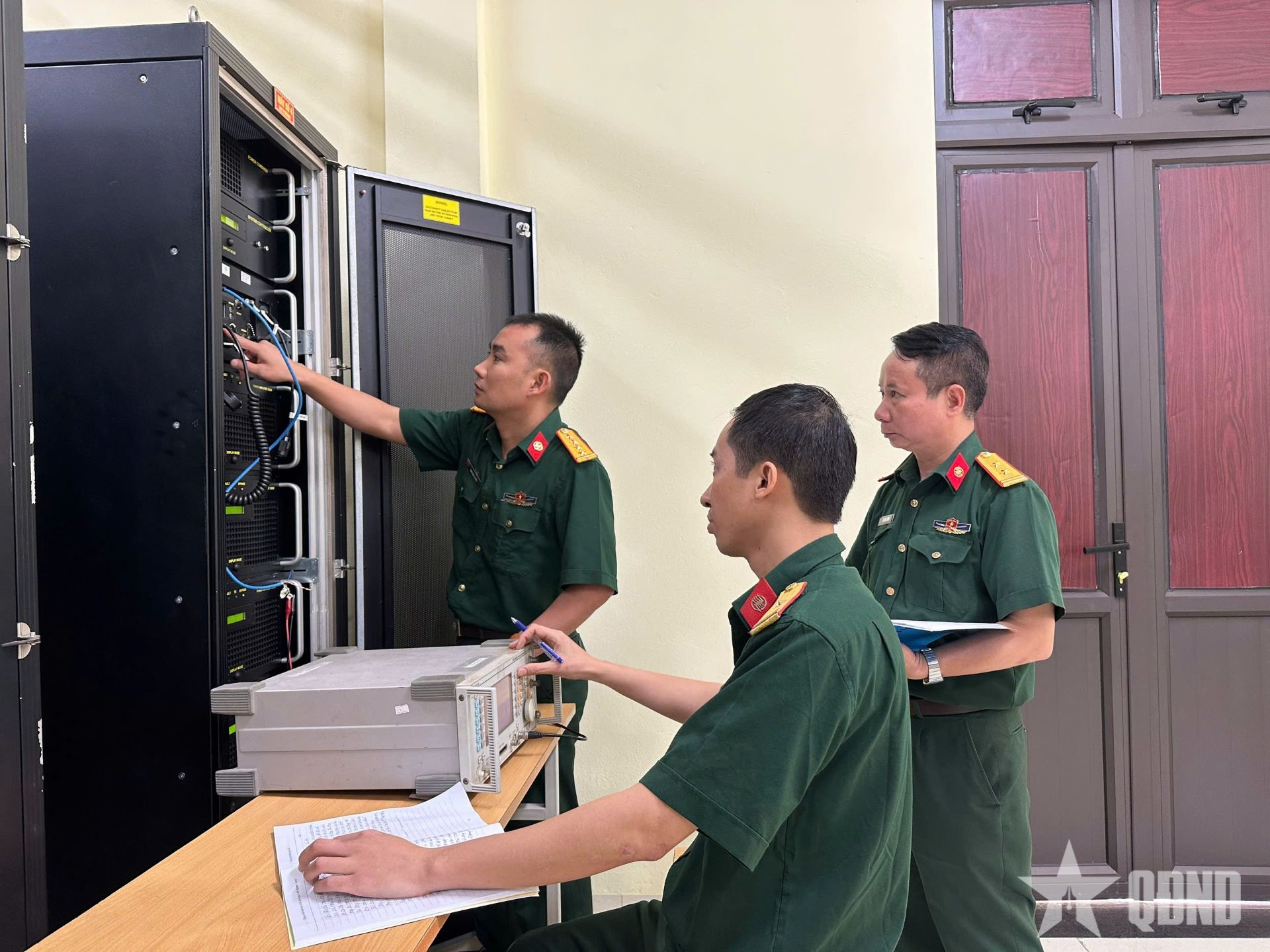 Nhân tài - động lực và nguồn lực cho sự nghiệp xây dựng và bảo vệ Tổ quốc trong thời kỳ mới.
Bài 2: Trọng dụng nhân tài để phát huy nguồn lực trí tuệ quốc gia (Tiếp theo và hết)