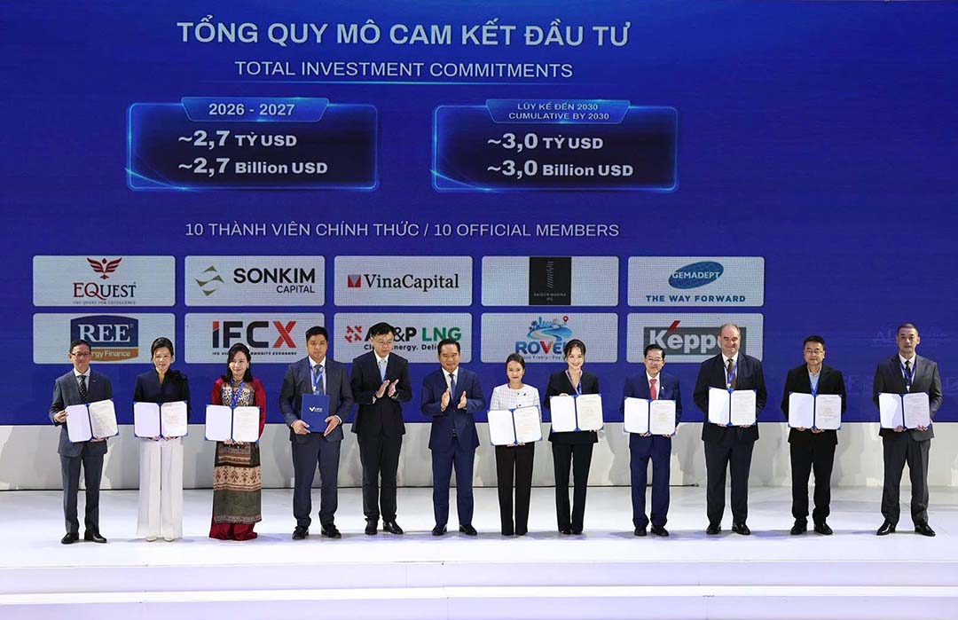 Công bố 10 thành viên đầu tiên của Trung tâm tài chính quốc tế Việt Nam tại TP Hồ Chí Minh

