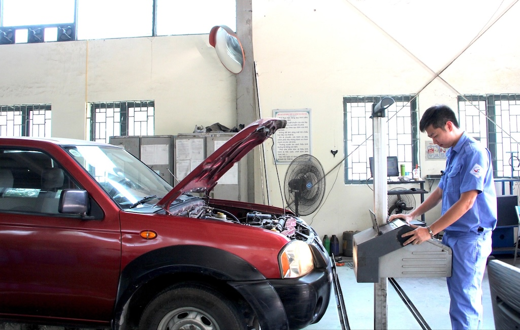 Giá tối đa đăng kiểm với ô tô con là 281.800 đồng