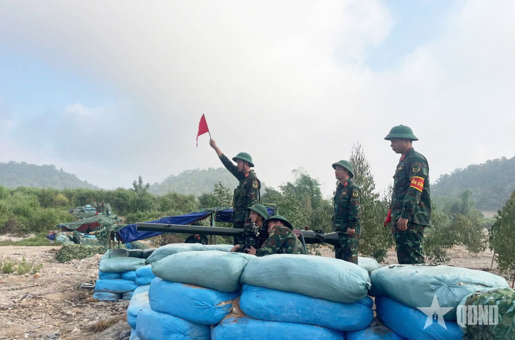 Trung đoàn 82, Sư đoàn 355 (Quân khu 2): Nâng cao trình độ tác chiến qua diễn tập bắn đạn thật


