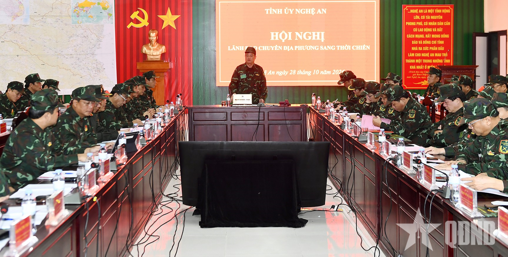 Từ lòng dân đến sở chỉ huy thời chiến