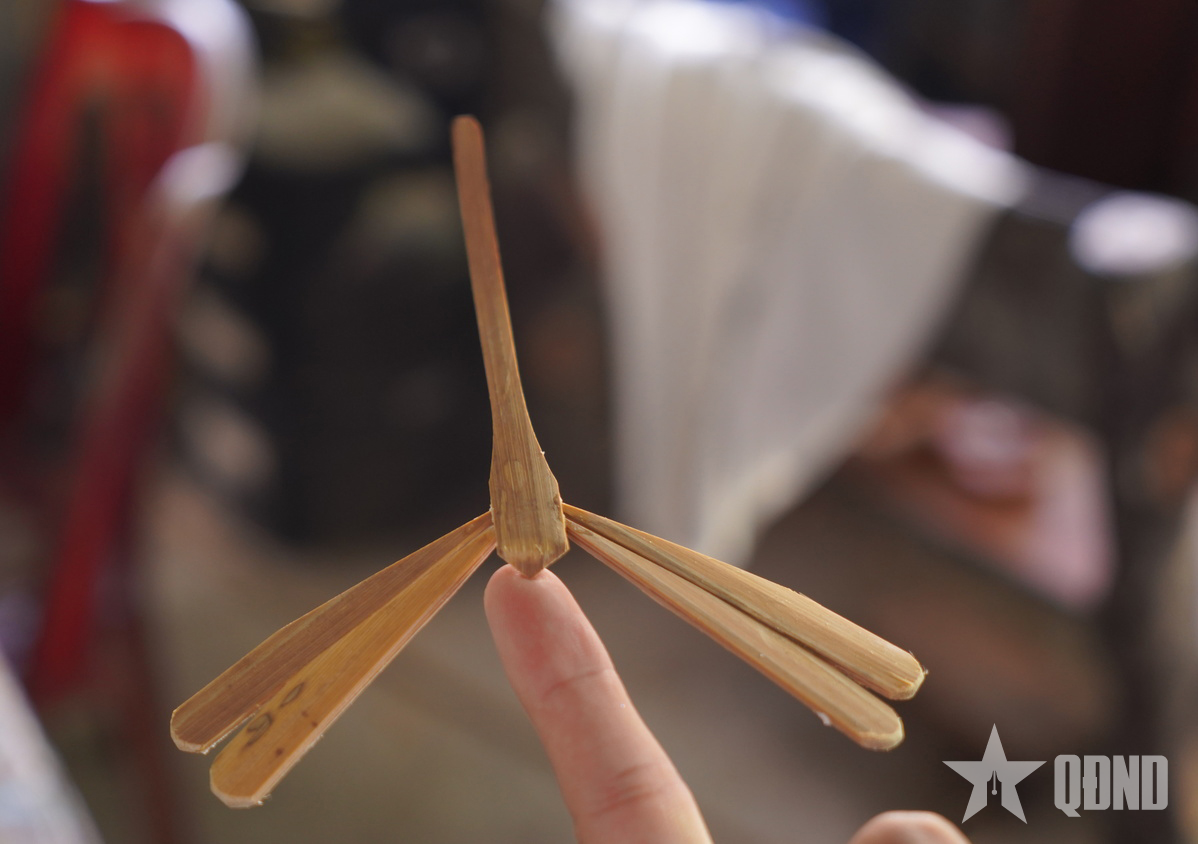 Độc đáo chuồn chuồn tre Thạch Xá

