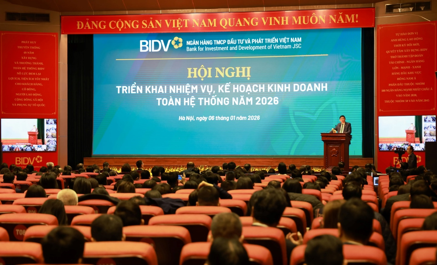 Lãnh đạo bằng nghị quyết, quản trị bằng con số - Kỳ 3: Để chiến lược không “nằm trên giấy” (Tiếp theo và hết)