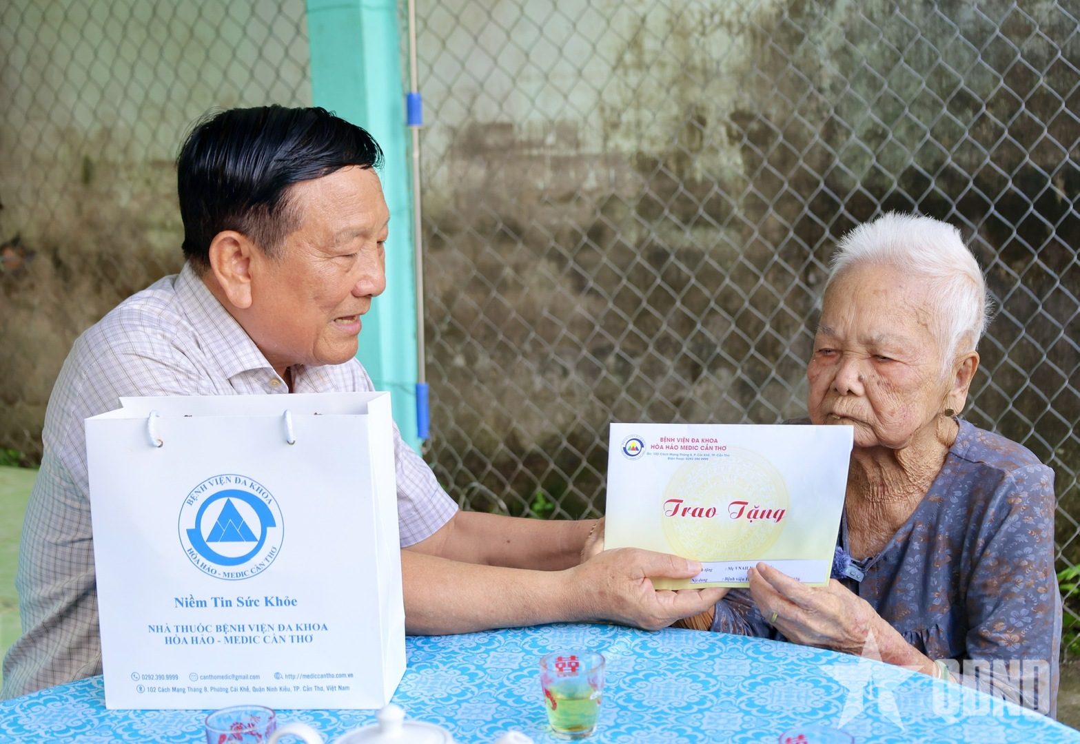 Bệnh viện Đa khoa Hòa Hảo - Medic Cần Thơ tri ân người có công với cách mạng