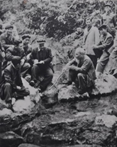 Đưa lãnh tụ Hồ Chí Minh về nước