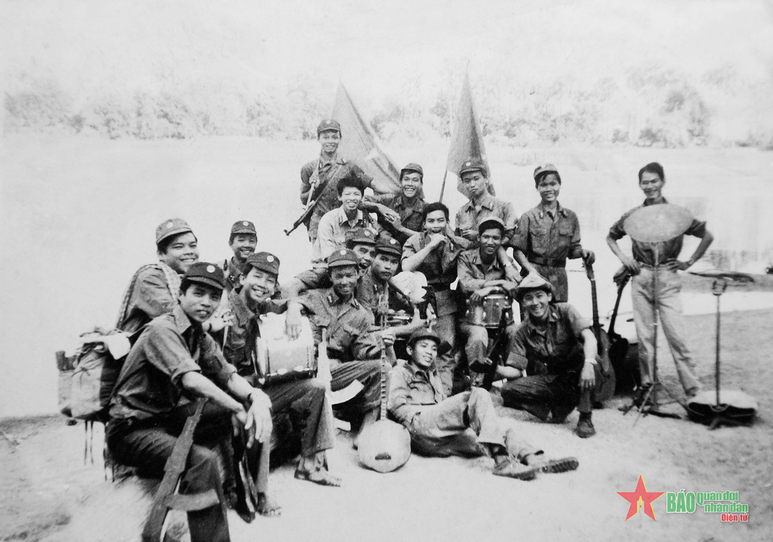 Đêm Giao thừa giữa cứ Arai