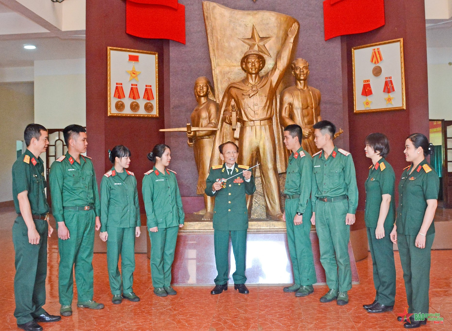 Thần tốc, táo bạo đánh địch