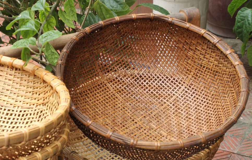 Chiếc rổ tre