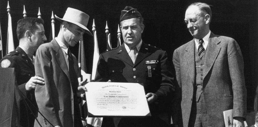 Giải mã những lời nói dối về bom nguyên tử