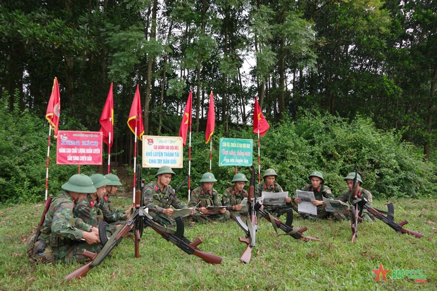 “Bữa tiệc” tinh thần của bộ đội

