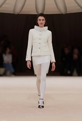Haute couture - đỉnh cao của thế giới thời trang