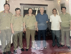 Lực lượng thứ ba trong thời khắc cuối của chiến tranh