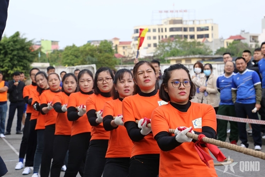 "Chất keo" ở GAET

