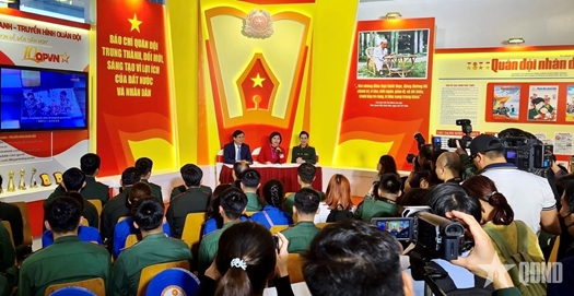 Văn hóa báo chí - gốc để “phò chính, trừ tà”

