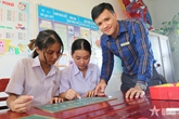 "Người lái đò" lặng lẽ