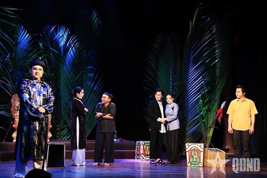 “Đất lành” đánh thức cải lương