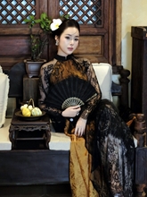 Thời trang Tết Bính Ngọ 2026: Phong cách tối giản nhưng sang trọng 