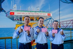 Luật mới - Luồng sinh khí mới cho ngày hội non sông