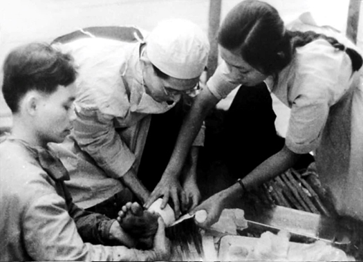 Phẩm chất của bác sĩ Lê Kim Hà