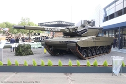 Miếng mồi béo bở Trung Đông