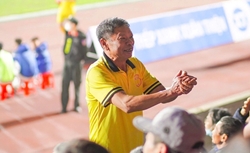 Nhạc trưởng trên khán đài