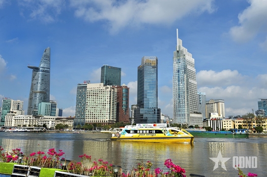 Nhà tan cửa nát cũng ừ!