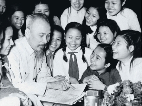 Trí tuệ, đạo đức và ánh sáng soi đường