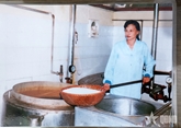   Người giữ lửa bếp nuôi quân