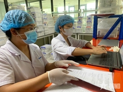 Những người trả lại tên cho liệt sĩ
