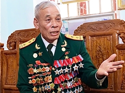 Hai mẹ con - hai người anh hùng 
