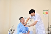 Cống hiến thầm lặng trên hành trình y đức: Bài 2: Hướng về người bệnh nơi tuyến trước (tiếp theo và hết) 

