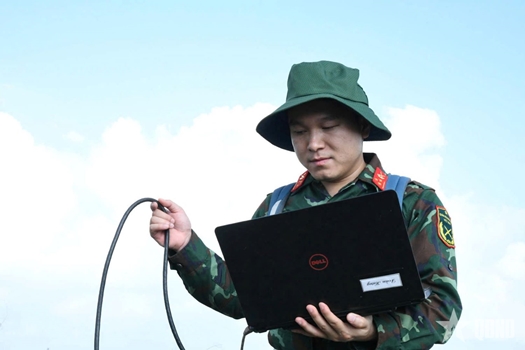 Từ đam mê khoa học đến hành trình của lòng biết ơn

