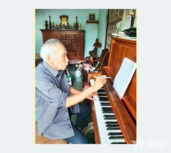 Nhạc sĩ tuổi 80 vẫn say viết giai điệu quê hương
