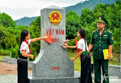 “Tiết học biên cương”