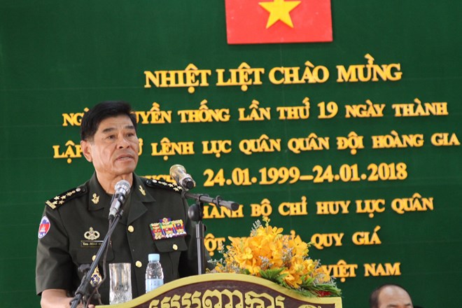 上述陆军司令部指挥大楼是越南国防部援建柬埔寨的工程
