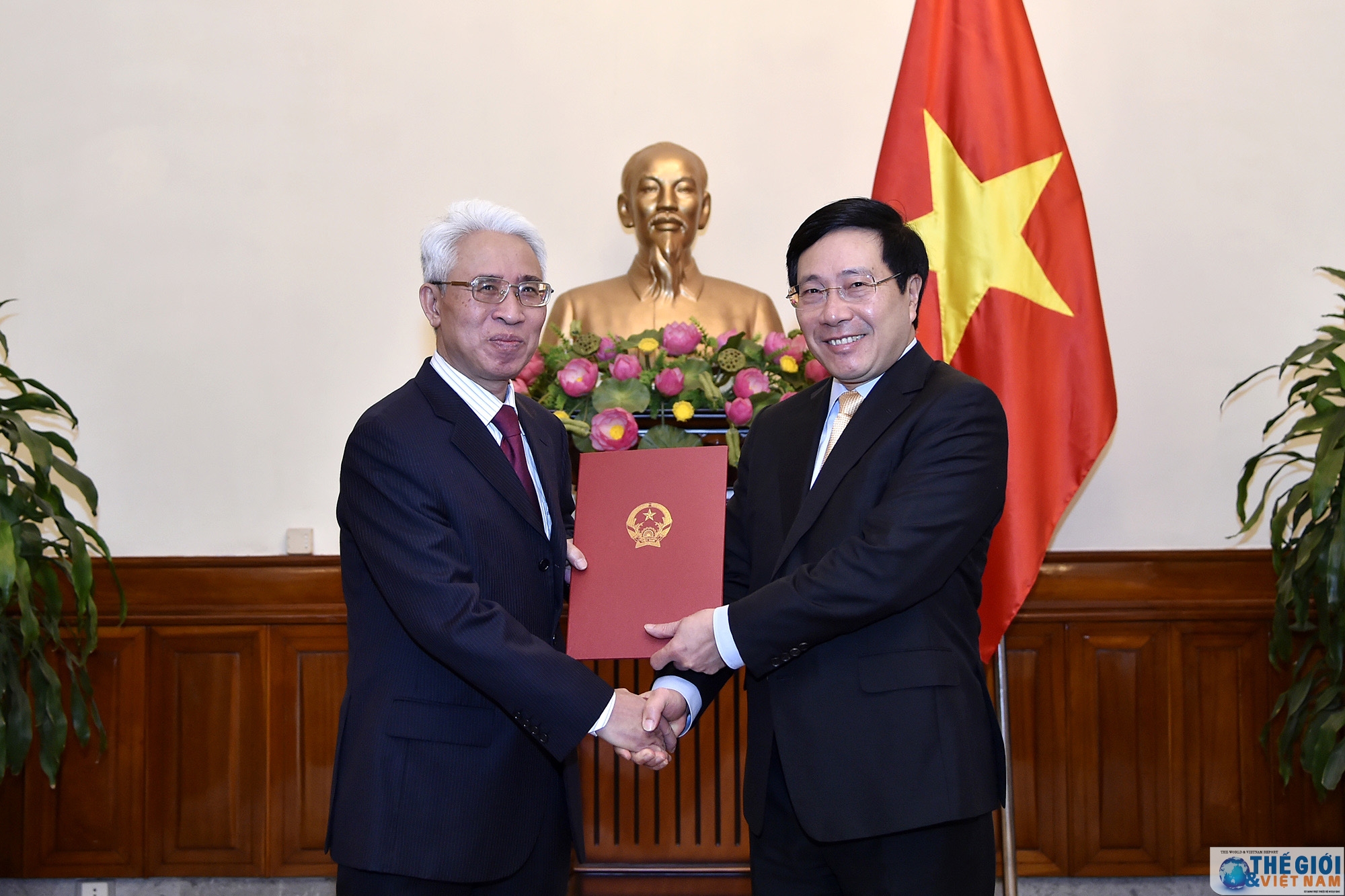 范明正总理会见中国驻越南大使熊波