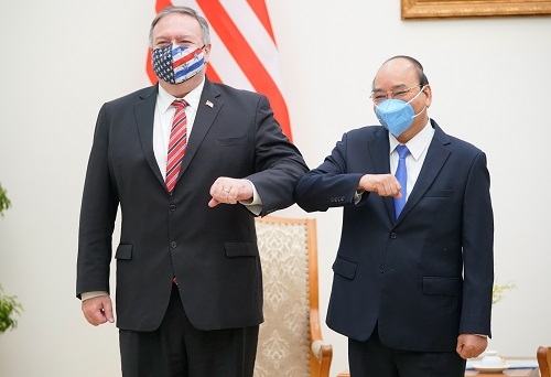 美国国务卿蓬佩奥访问越南